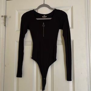 Long-sleeve bodysuit